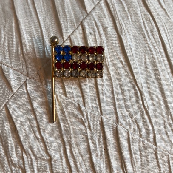 American flag 4th of July red white blue brooch - Picture 2 of 7